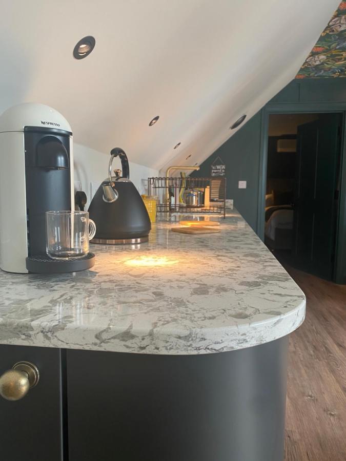 Stylish One Bedroom Cotswold Coach House Tetbury Zewnętrze zdjęcie