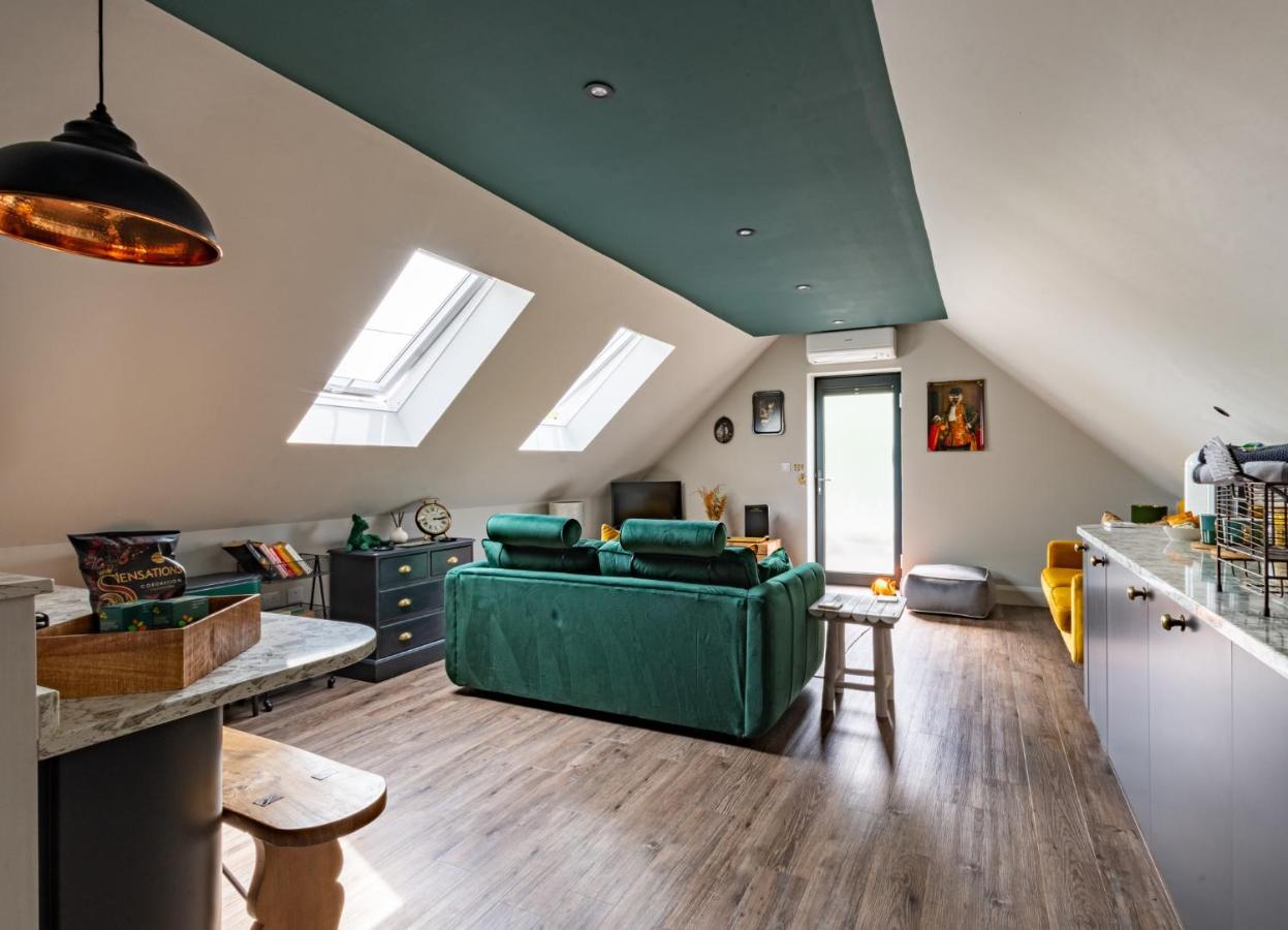 Stylish One Bedroom Cotswold Coach House Tetbury Zewnętrze zdjęcie
